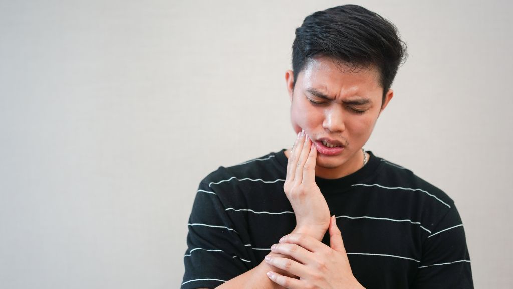 Yes, Wisdom Teeth Can Cause Ear Pain - Here's the Nerve Link