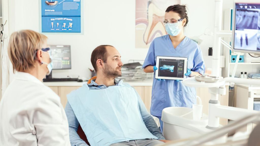 Tooth Extraction vs. Root Canal: How the Decision Is Made
